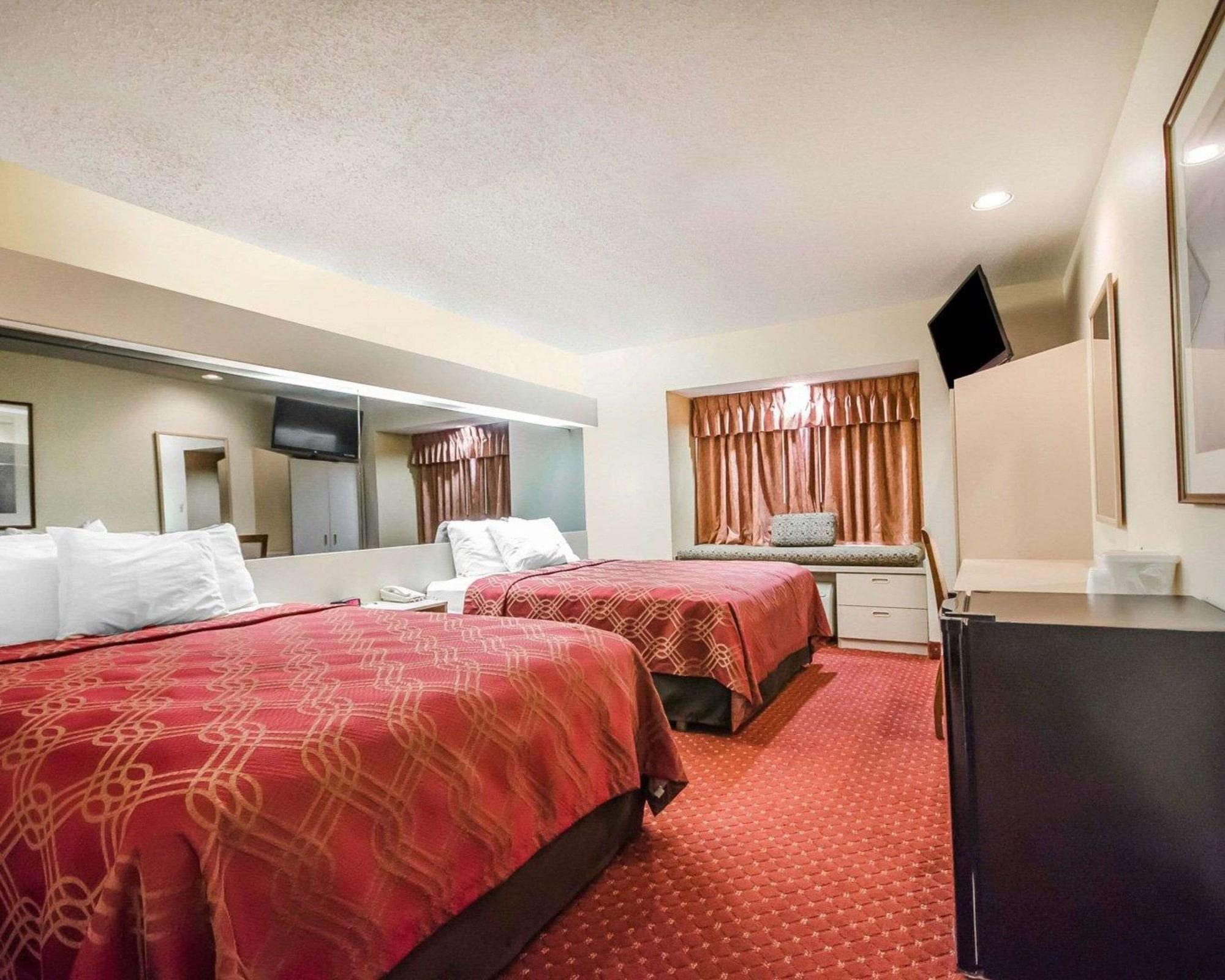Econo Lodge Inn & Suites Evansville Stevenson Ngoại thất bức ảnh