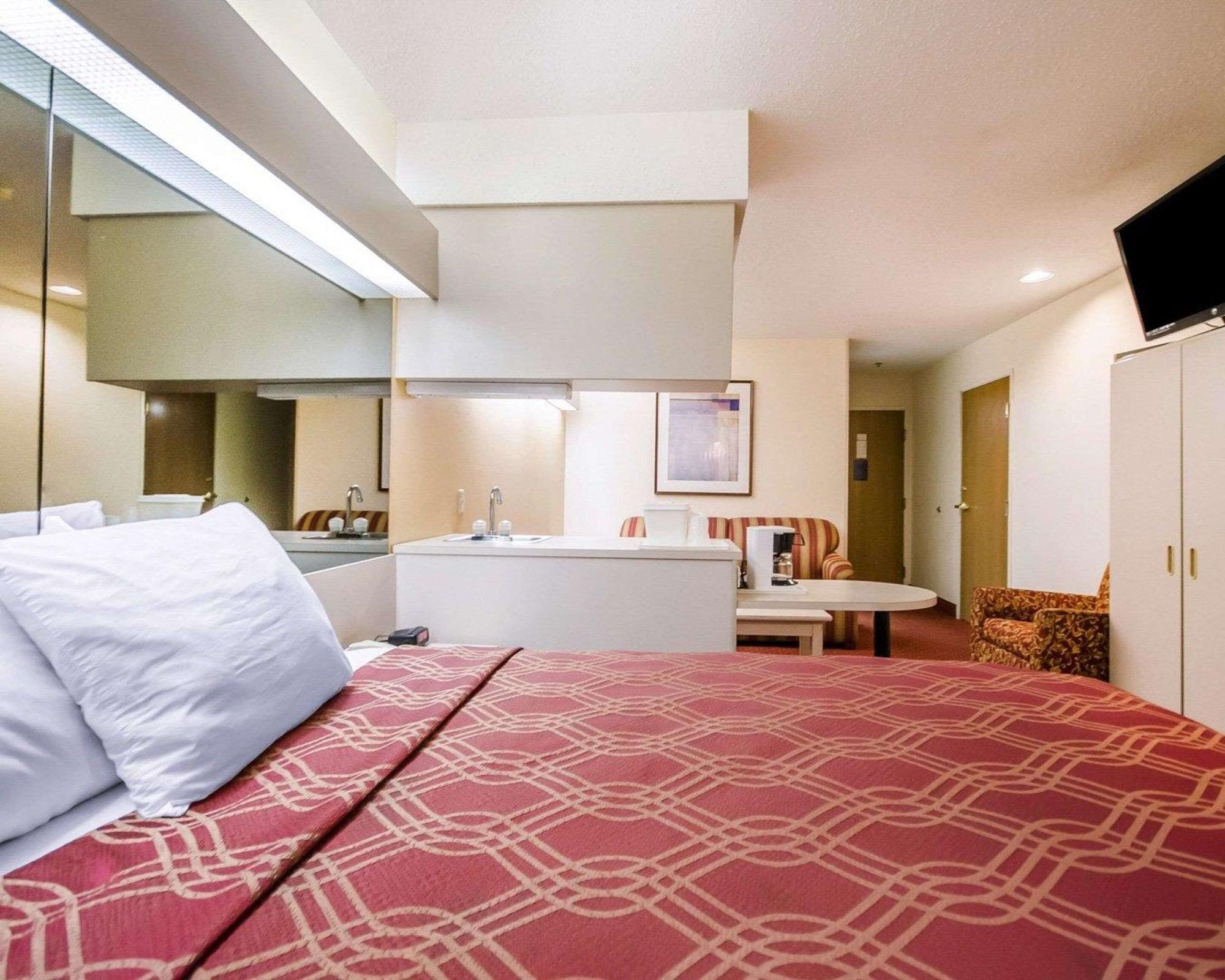 Econo Lodge Inn & Suites Evansville Stevenson Ngoại thất bức ảnh