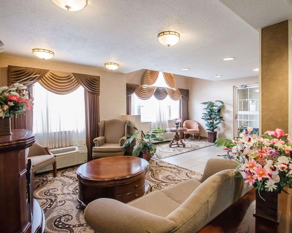 Econo Lodge Inn & Suites Evansville Stevenson Ngoại thất bức ảnh