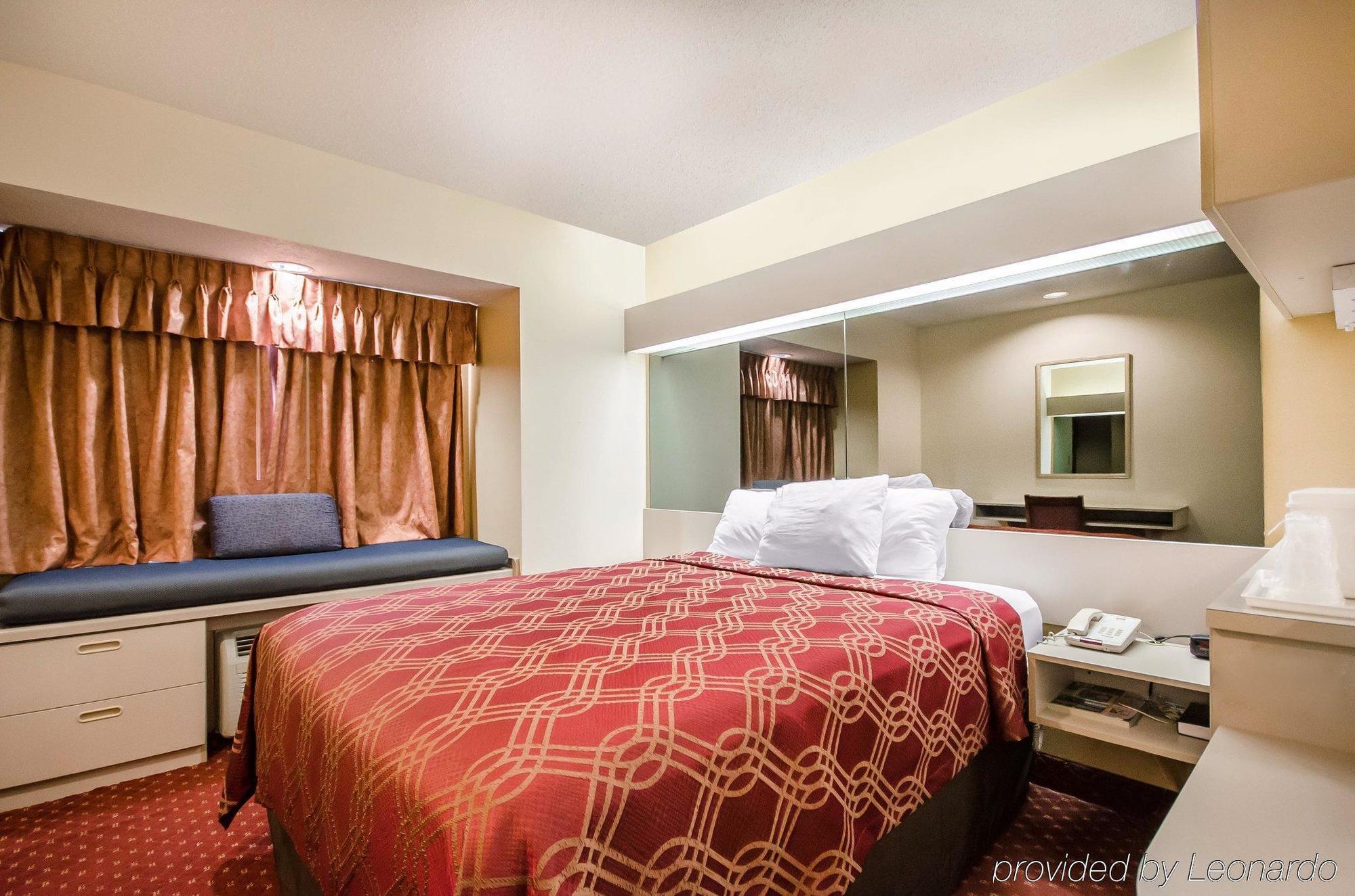 Econo Lodge Inn & Suites Evansville Stevenson Ngoại thất bức ảnh