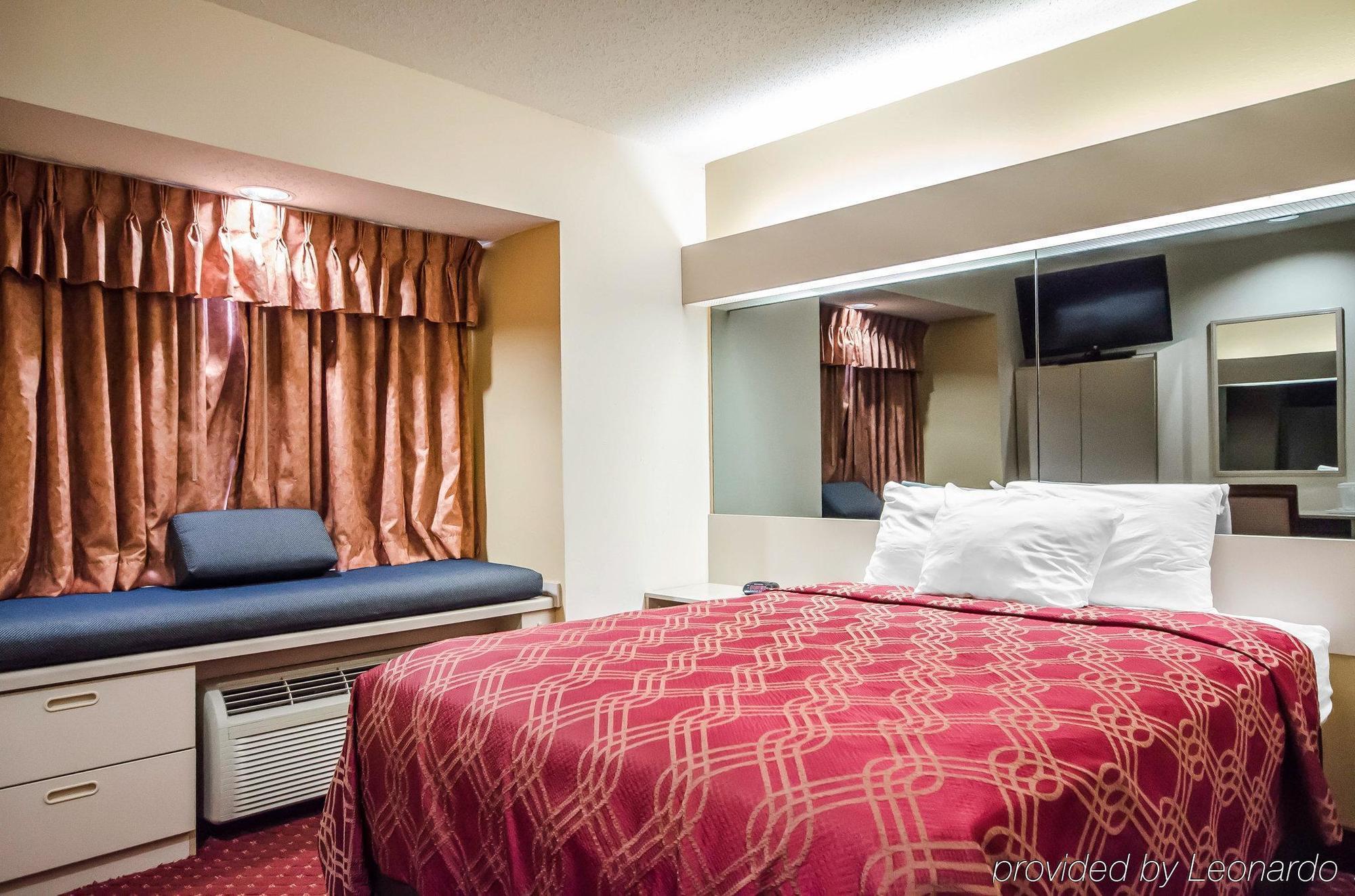 Econo Lodge Inn & Suites Evansville Stevenson Ngoại thất bức ảnh