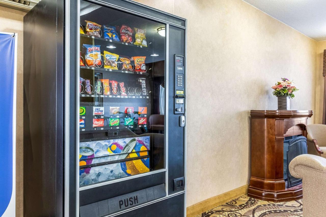 Econo Lodge Inn & Suites Evansville Stevenson Ngoại thất bức ảnh